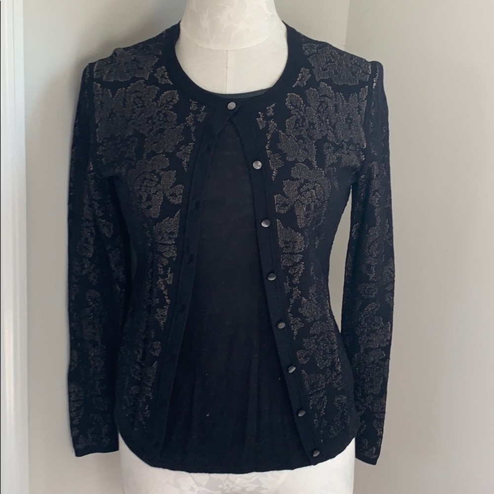 Medium Ann Taylor Black and Tan sweater